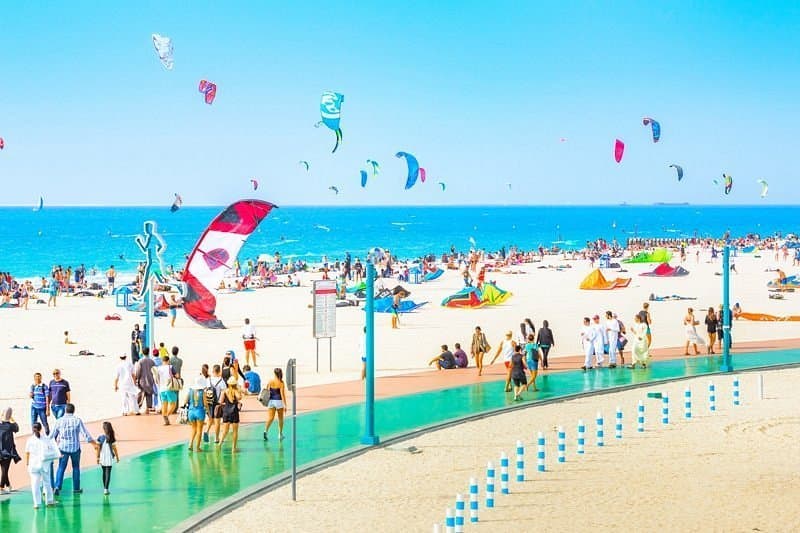 ساحل کایت بیچ (Kite Beach)؛ ترکیب ورزش، غذا و آرامش در کنار دریا